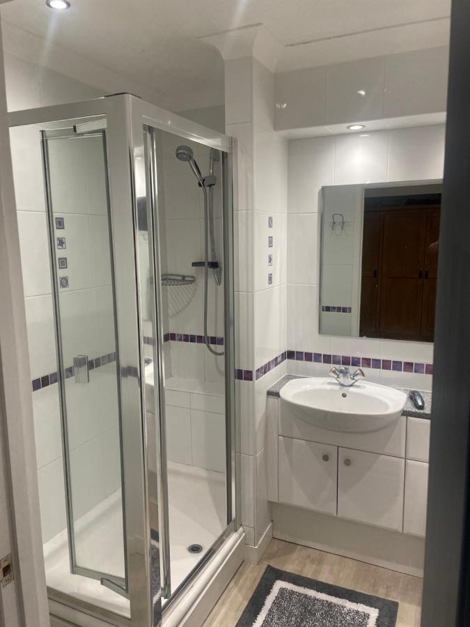 אילי Executive Home With Plenty Of Room מראה חיצוני תמונה